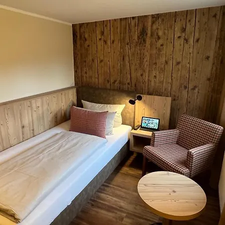 Hotel Dammschenke & Kurort Jonsdorf