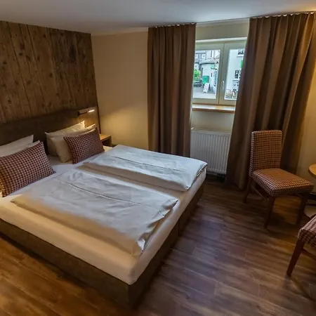 Dammschenke & Hotel