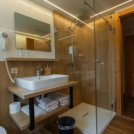 Dammschenke Gasthof & Hotell