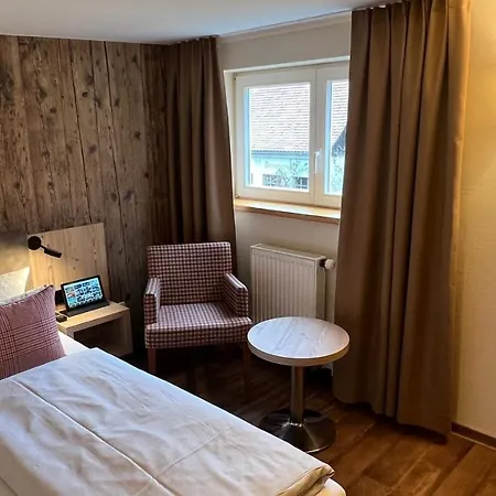 Hotel Dammschenke & Jonsdorf