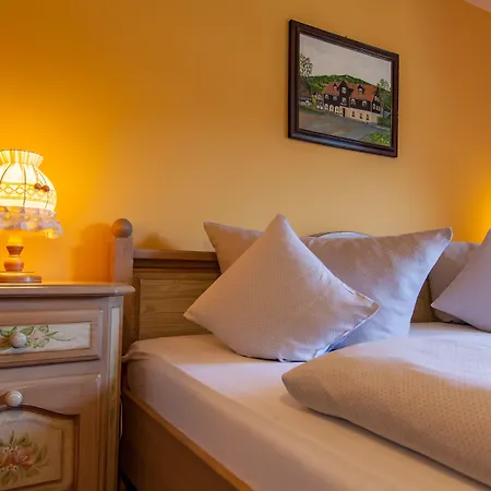 Dammschenke Gasthof & 3* Kurort Jonsdorf