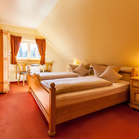 Dammschenke & קורורט יונסדורף